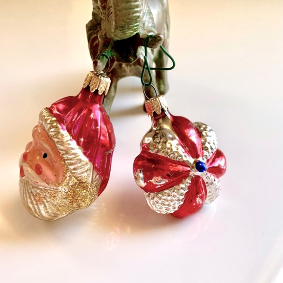 Two Vintage Mercury Glass Ornaments from Columbia- Santa Head & Poinsettia - Picture 5 of 12